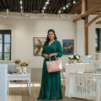 Women’s Elegant Zip Tote Handbag – Blush Pink